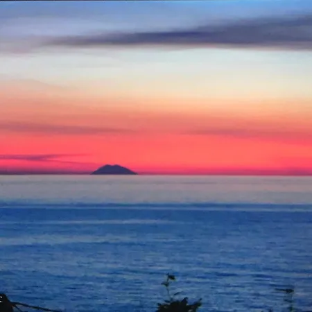 Apartment La Bumeliana Sul Mare - Lo Spiffero E La Figlia Del Sole Pizzo (Calabria)