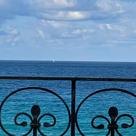 La Bumeliana Sul Mare - Lo Spiffero E La Figlia Del Sole Apartment *