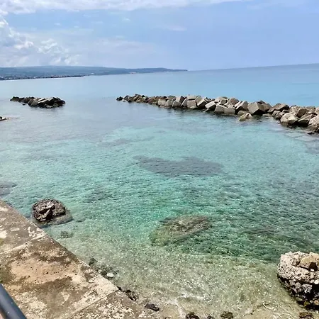 La Bumeliana Sul Mare - Lo Spiffero E La Figlia Del Sole Apartment Pizzo (Calabria)